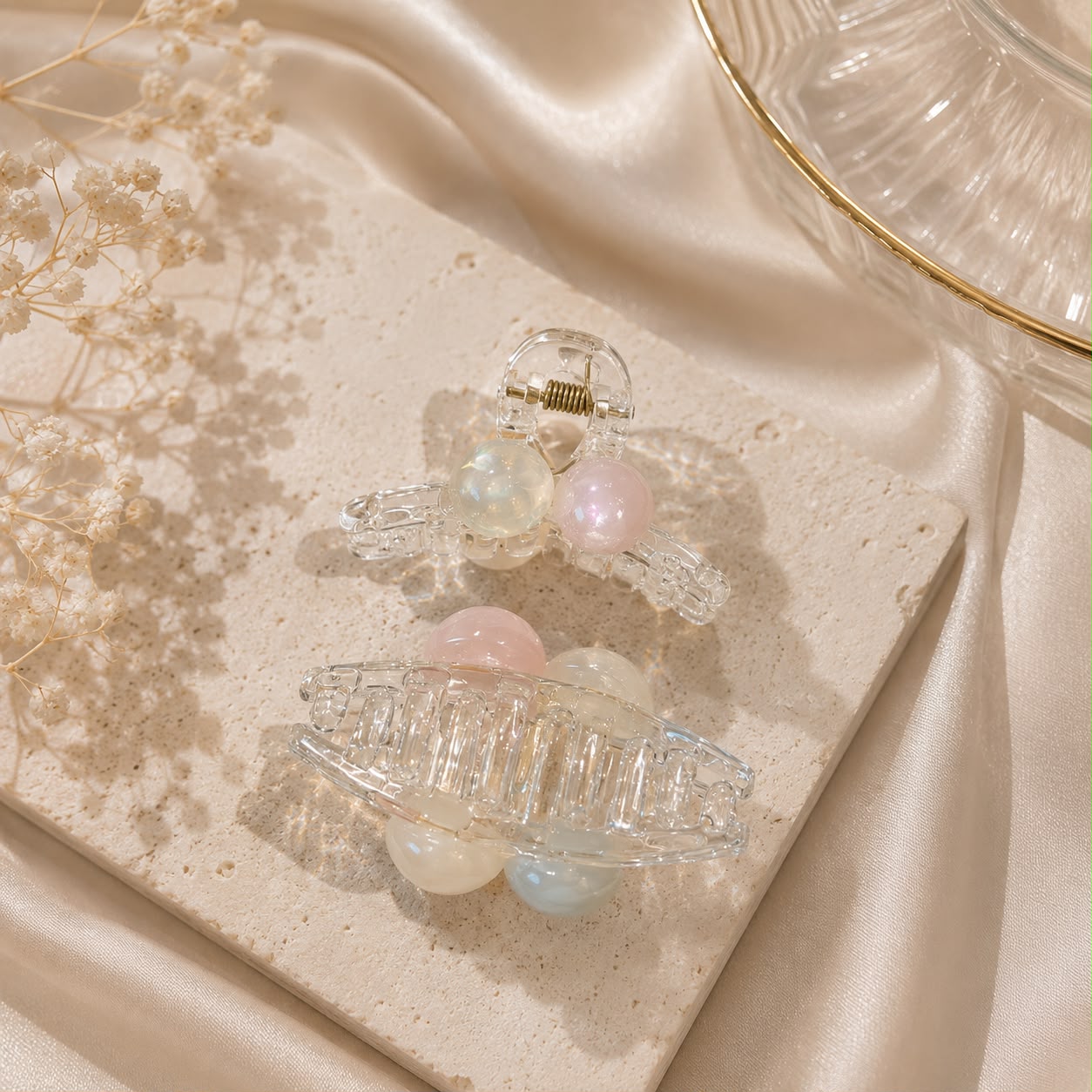 Pure Radiance Mini Claw Clip