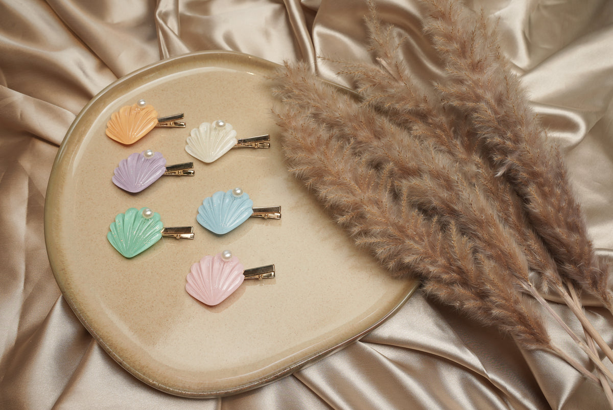 Shell Hair Clip