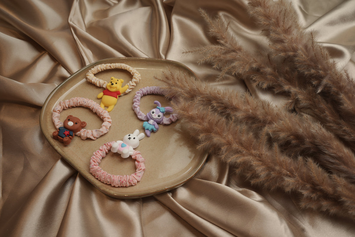 Teddy styled rubber band