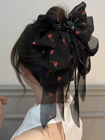 Vintage Meadow Bowknot Claw