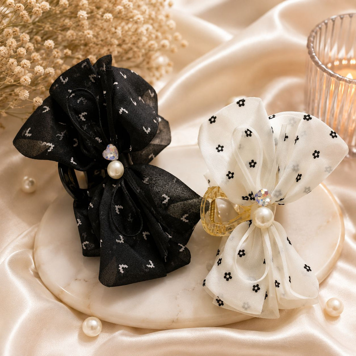 Moonlight Daisy Pearl Bow Claw Clip