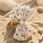 Moonlight Daisy Pearl Bow Claw Clip
