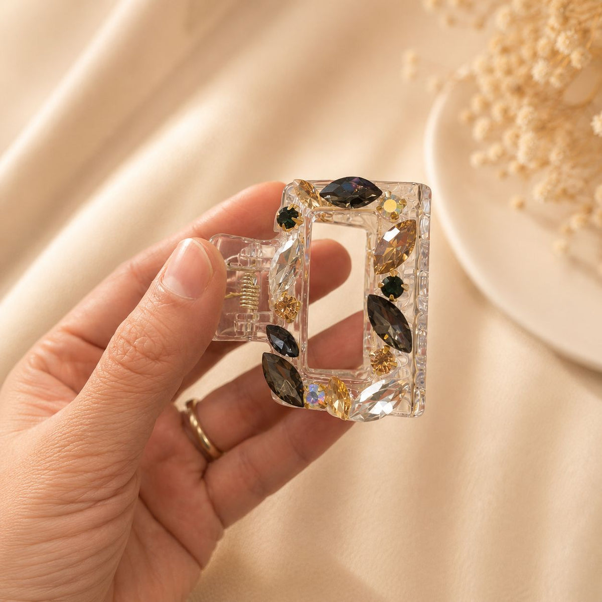 Crystal Luxe Claw Clip