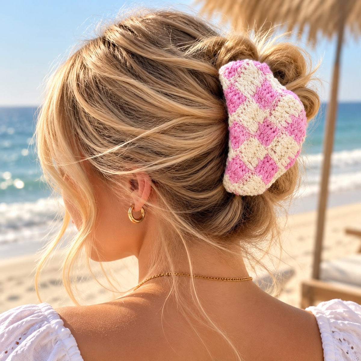 Everyday Icon Crochet Claw - Large