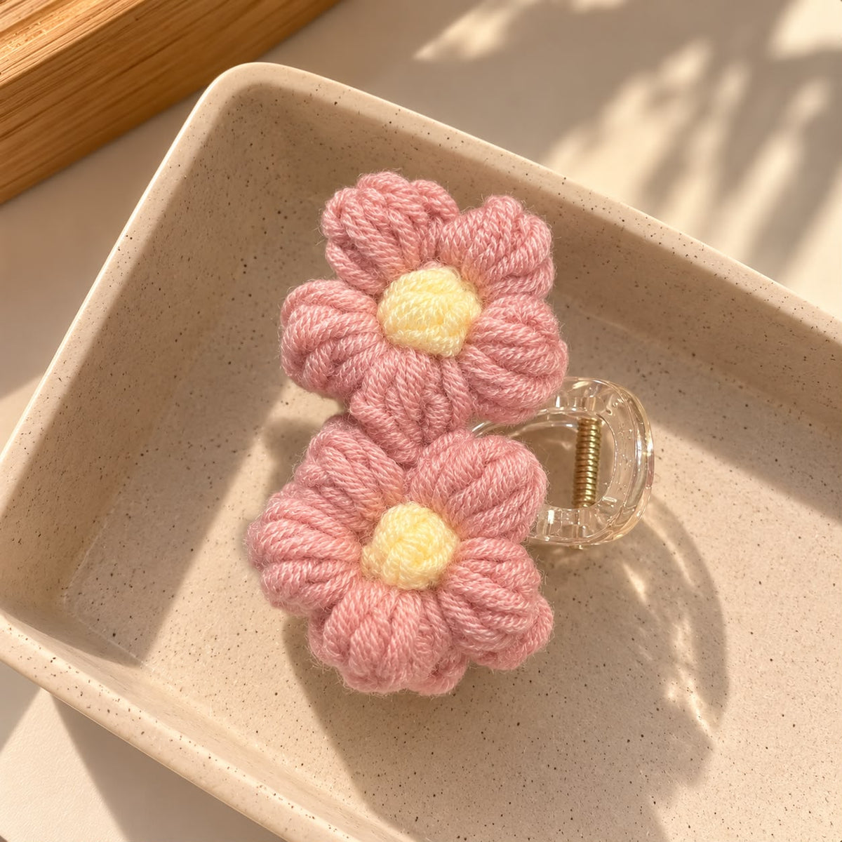 Daisy Days Crochet Claw