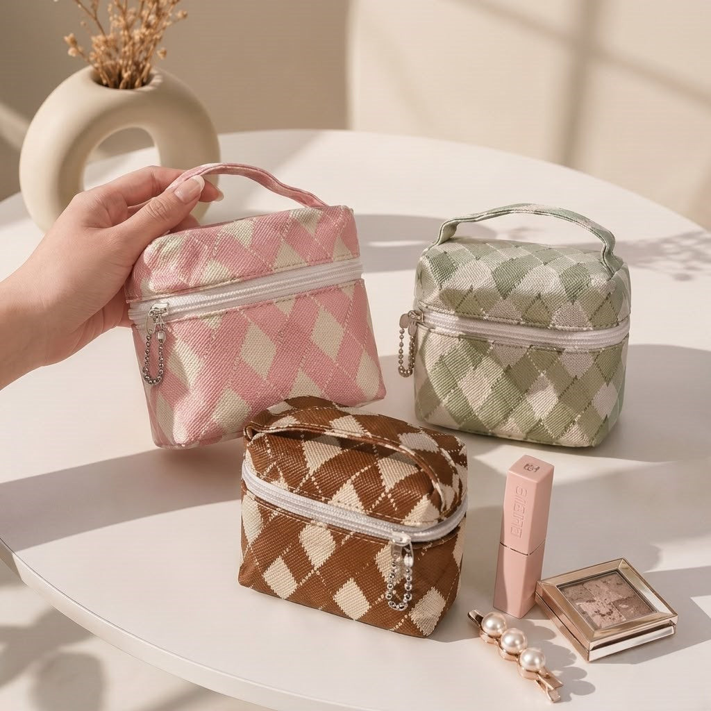 The On-The-Go Diamond Pouch