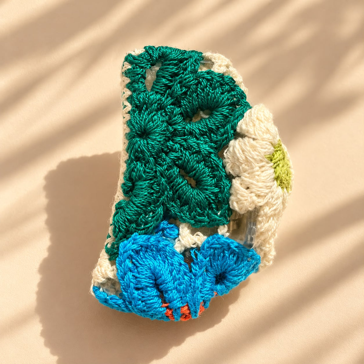 Petite Pop Crochet Claw - Small